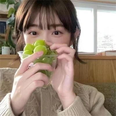 青青河畔草